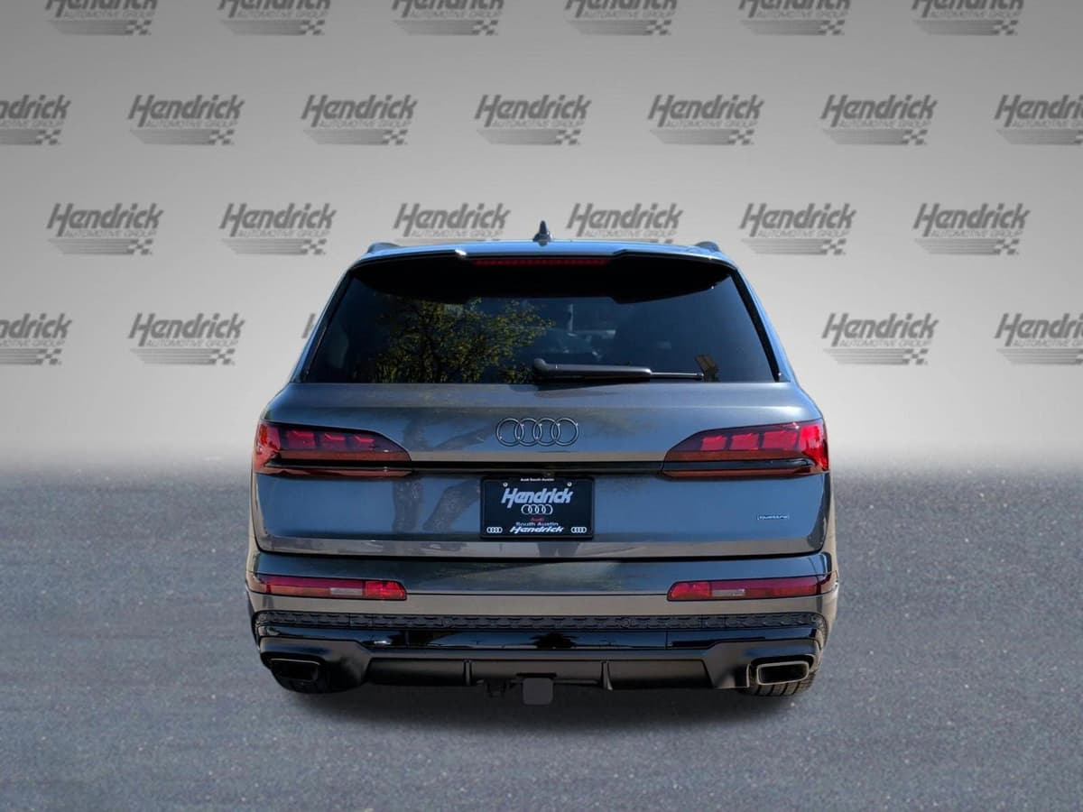 2026 Audi Q7 - Image 8