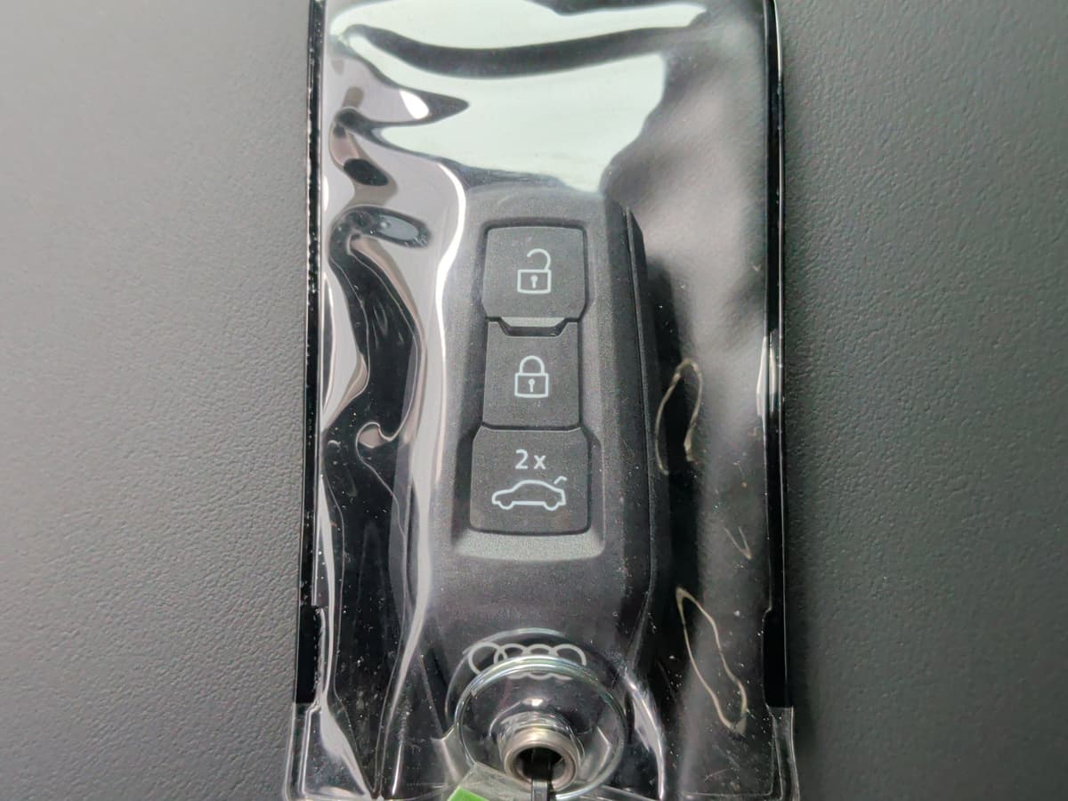 2025 Audi Q5 - Image 38