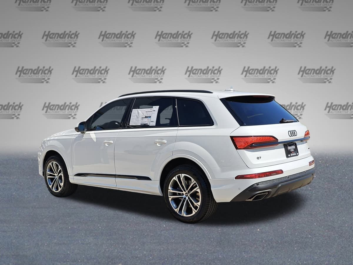 2026 Audi Q7 - Image 7