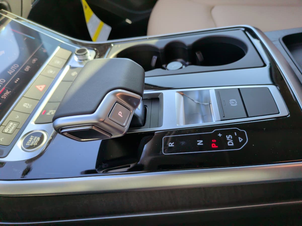 2026 Audi Q7 - Image 29