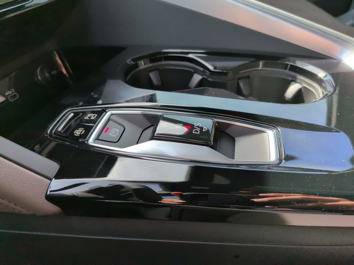 2025 Audi Q5 - Image 28