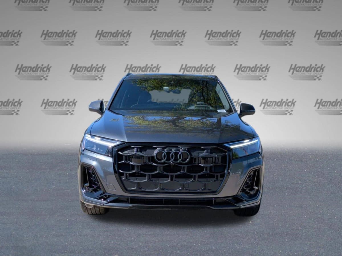 2026 Audi Q7 - Image 3
