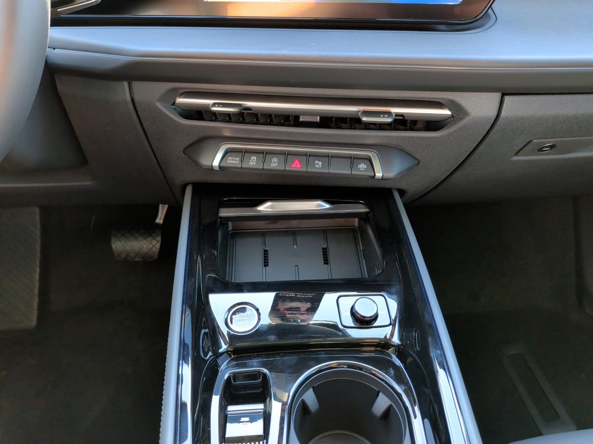 2026 Audi Q3 - Image 31