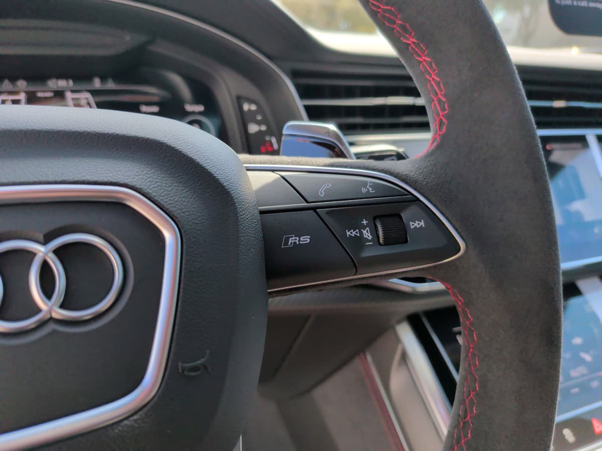 2026 Audi RS Q8 - Image 22