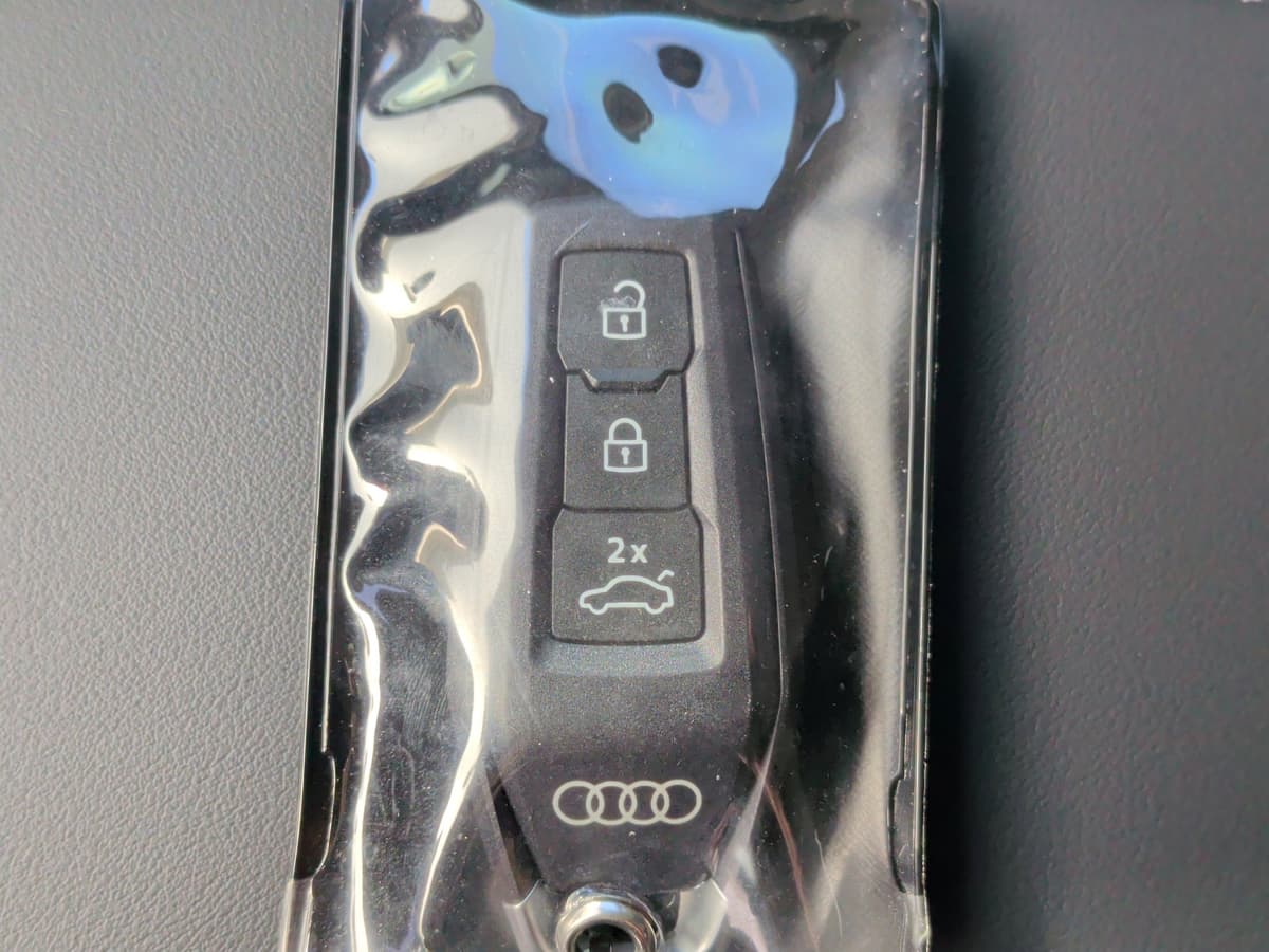 2025 Audi Q5 - Image 36