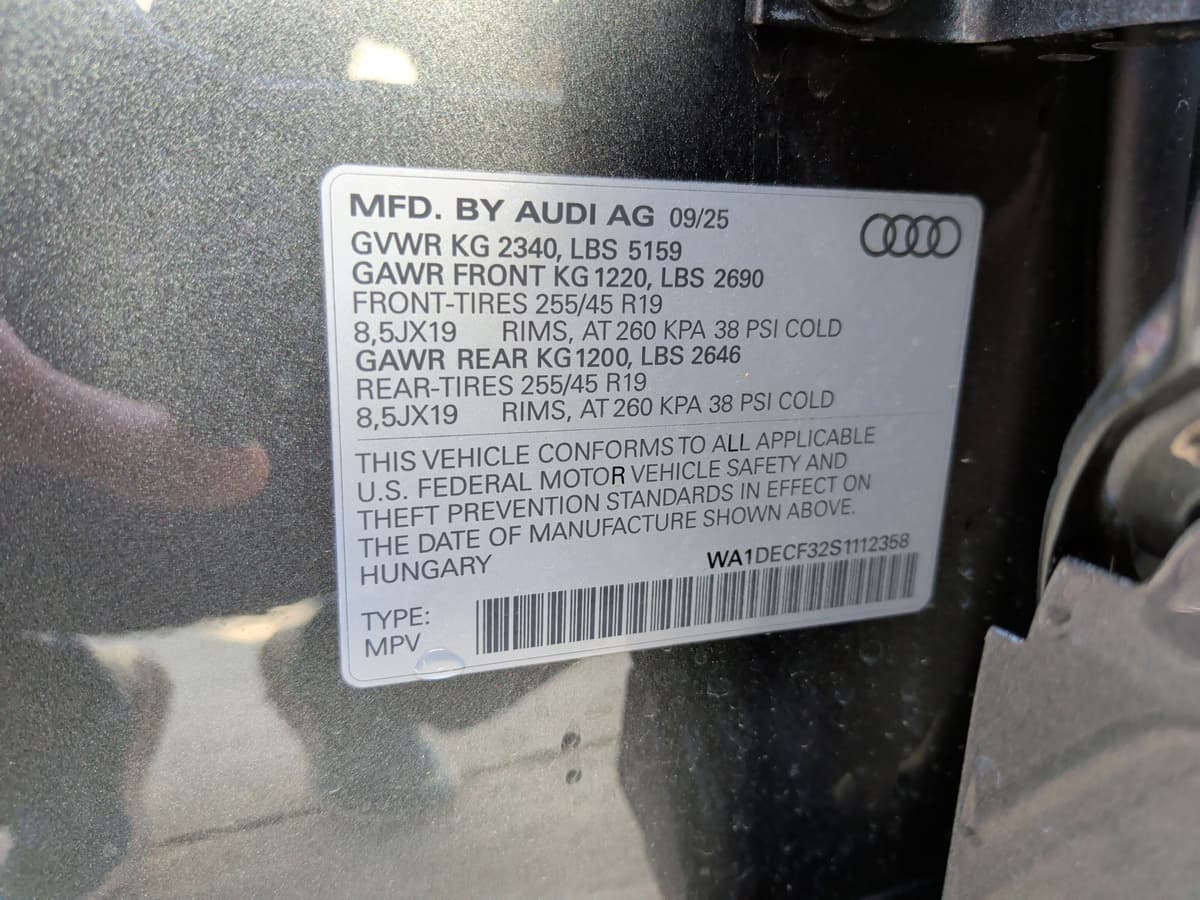 2025 Audi Q3 - Image 35