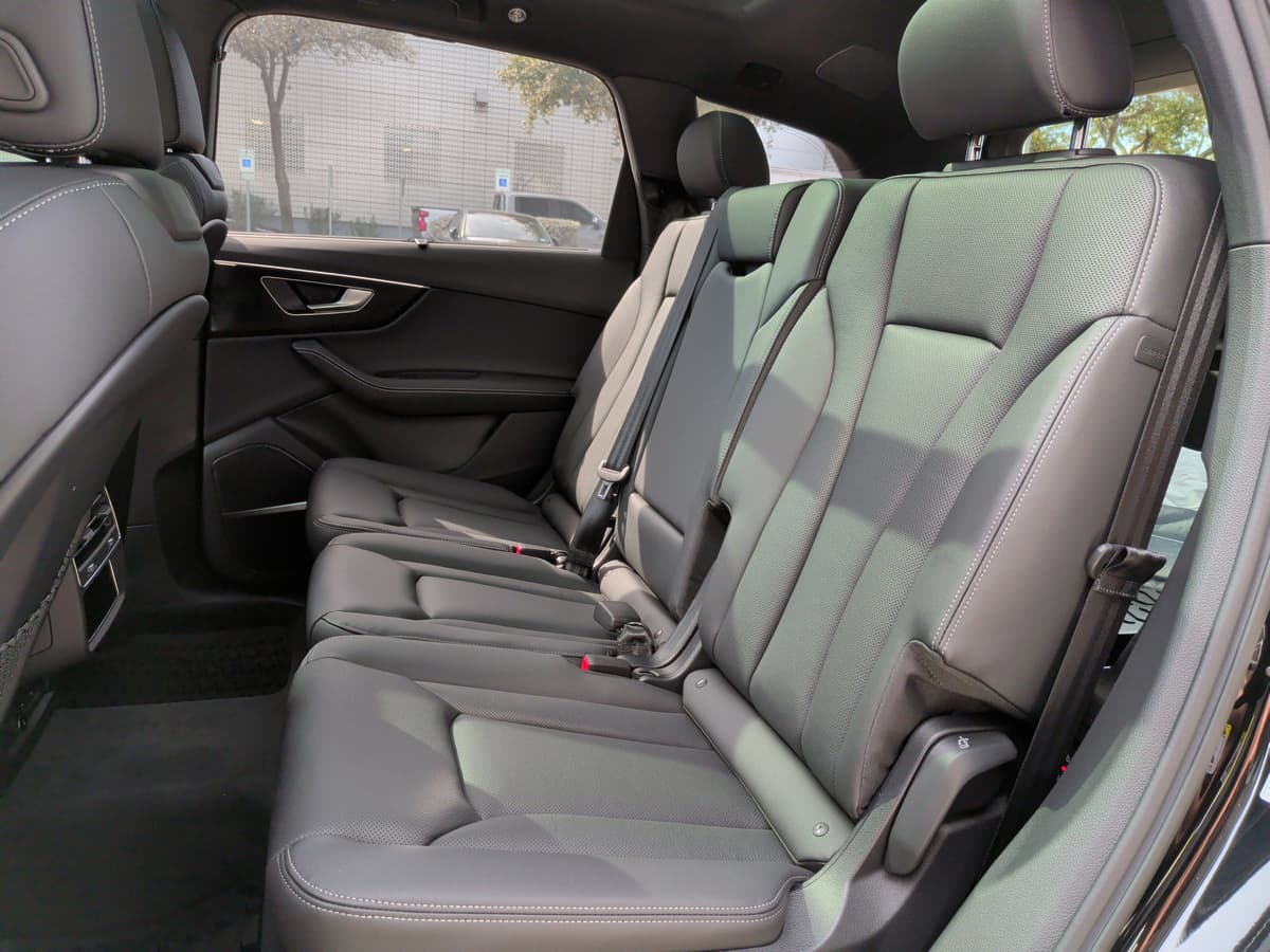 2026 Audi Q7 - Image 33