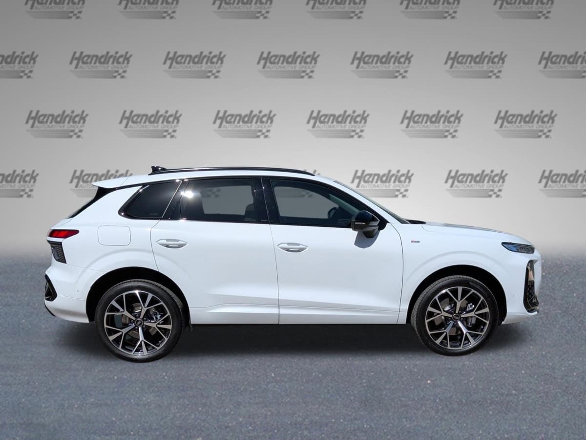 2026 Audi Q3 - Image 10