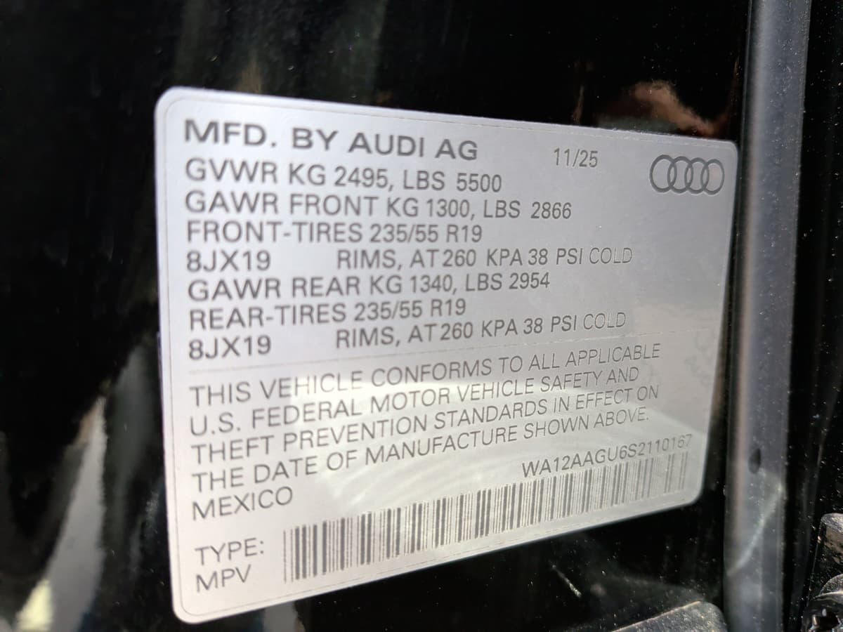 2025 Audi Q5 - Image 36