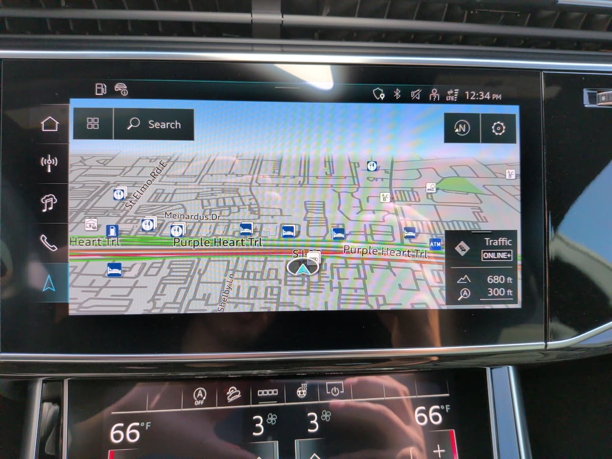 2026 Audi Q8 - Image 26