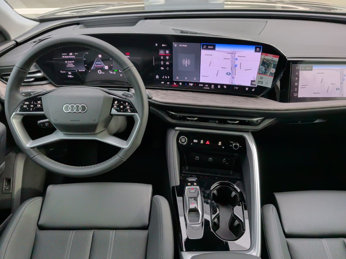 2025 Audi Q5 - Image 19