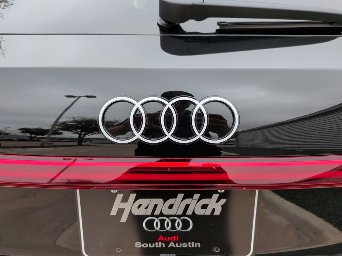 2025 Audi Q5 Sportback - Image 39