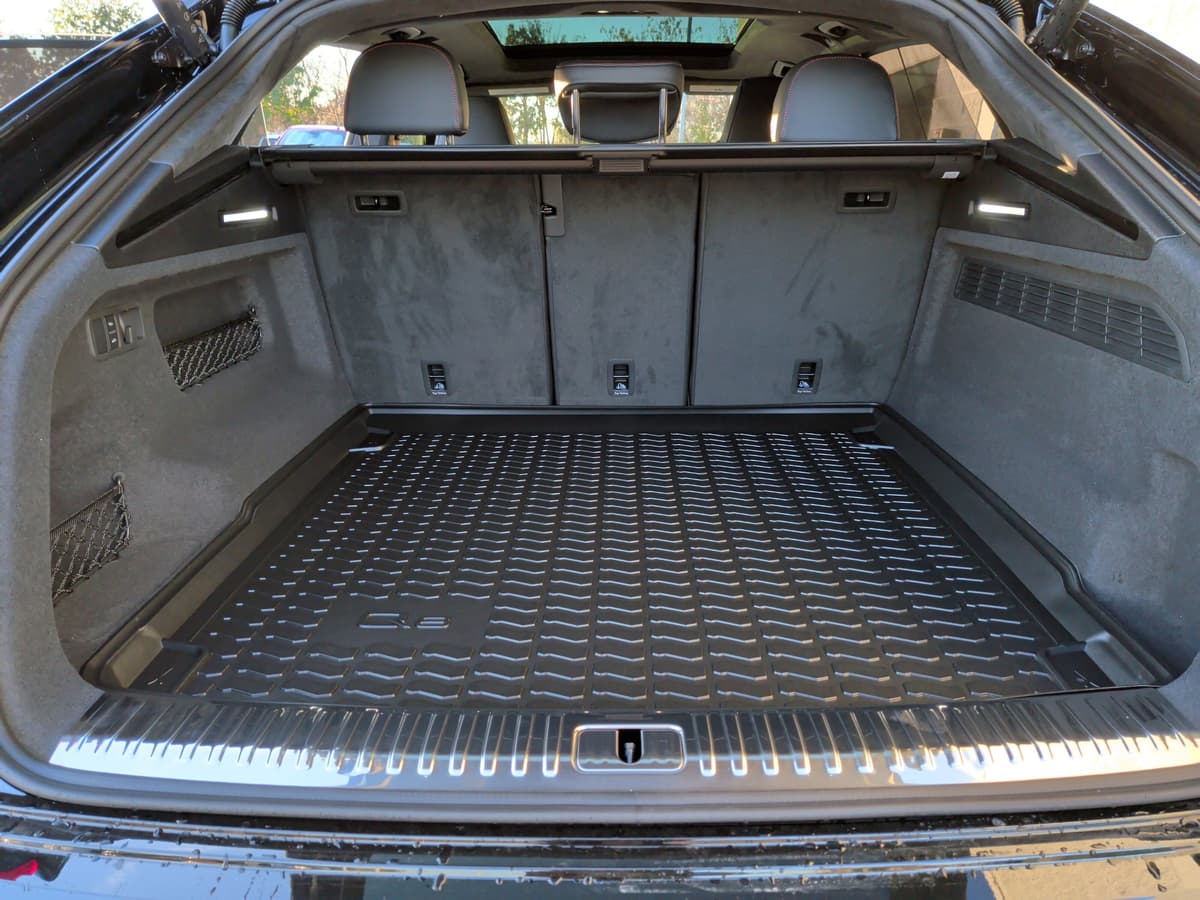 2026 Audi SQ8 - Image 35