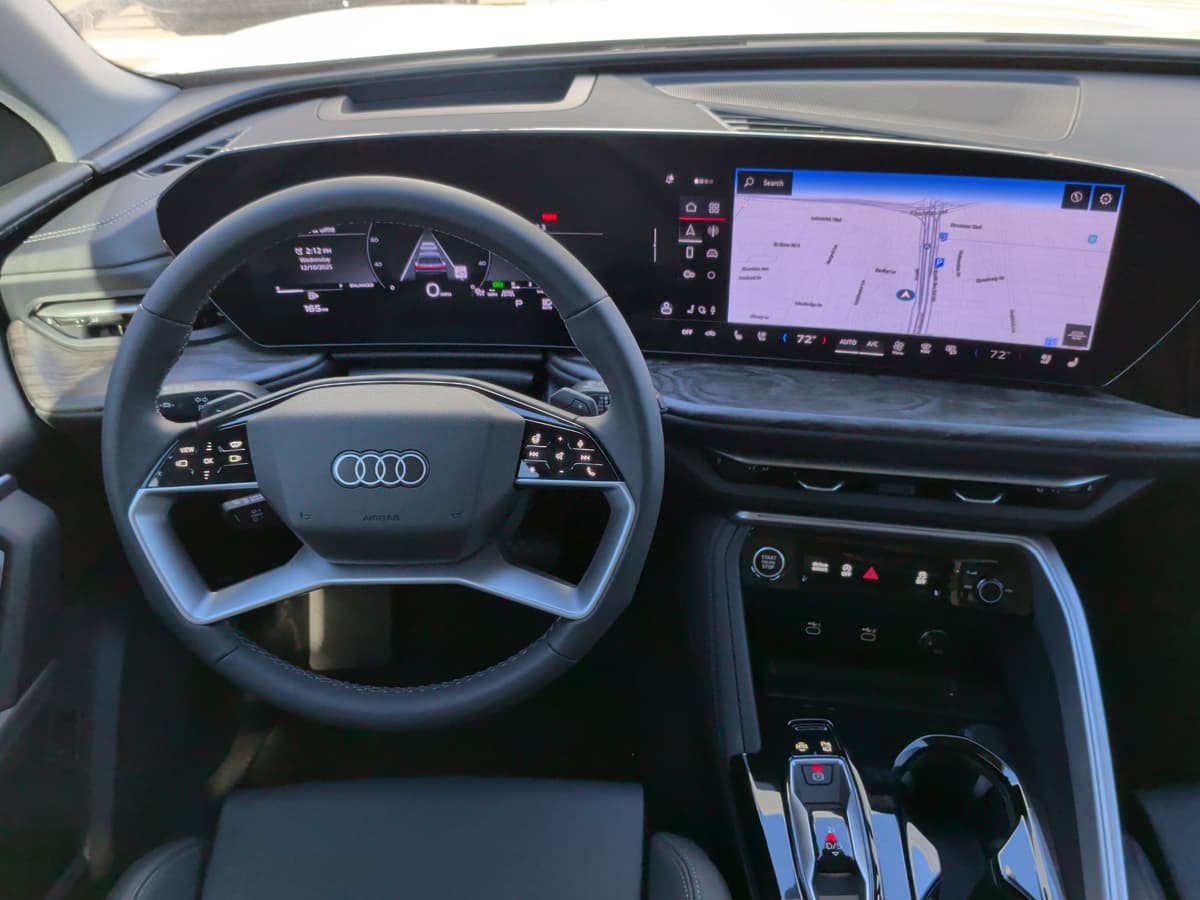 2025 Audi Q5 - Image 19