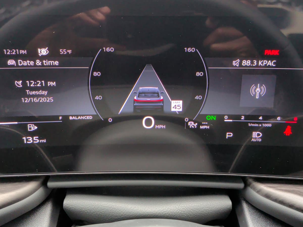 2025 Audi Q5 - Image 22