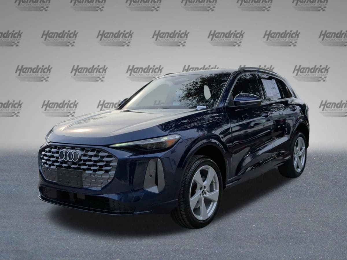 2025 Audi Q5 - Image 5