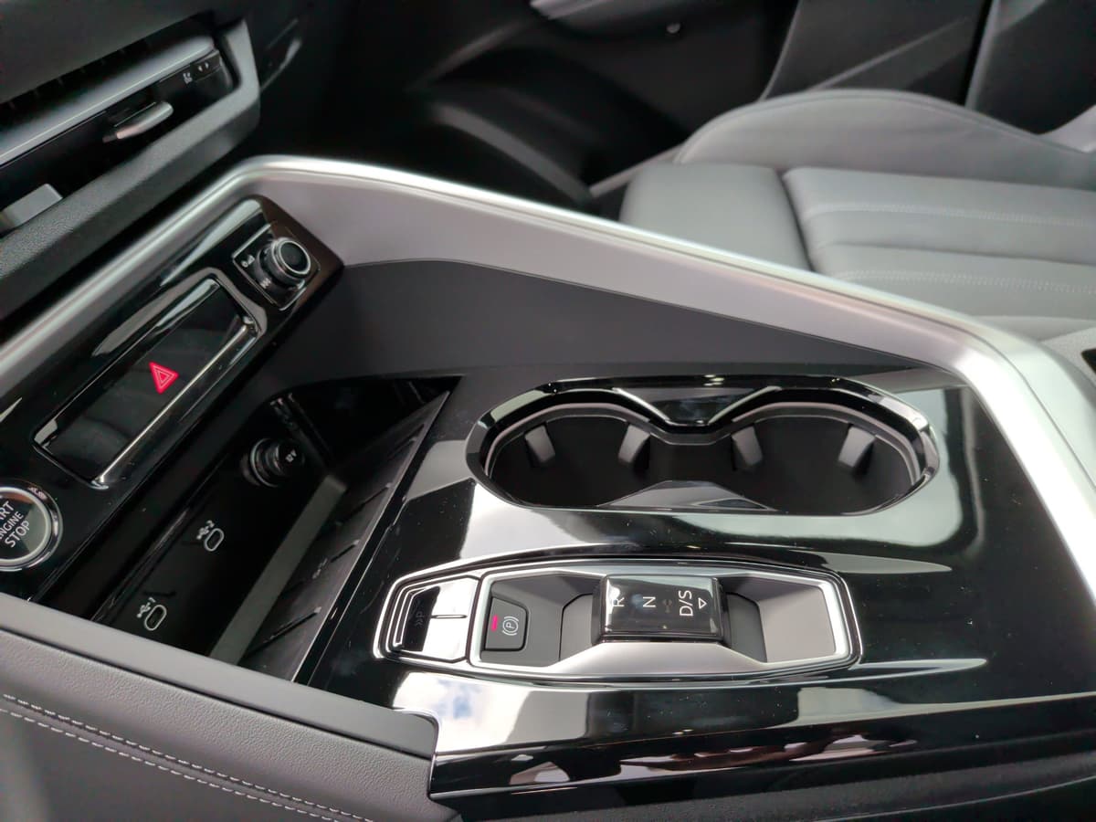 2025 Audi Q5 - Image 28