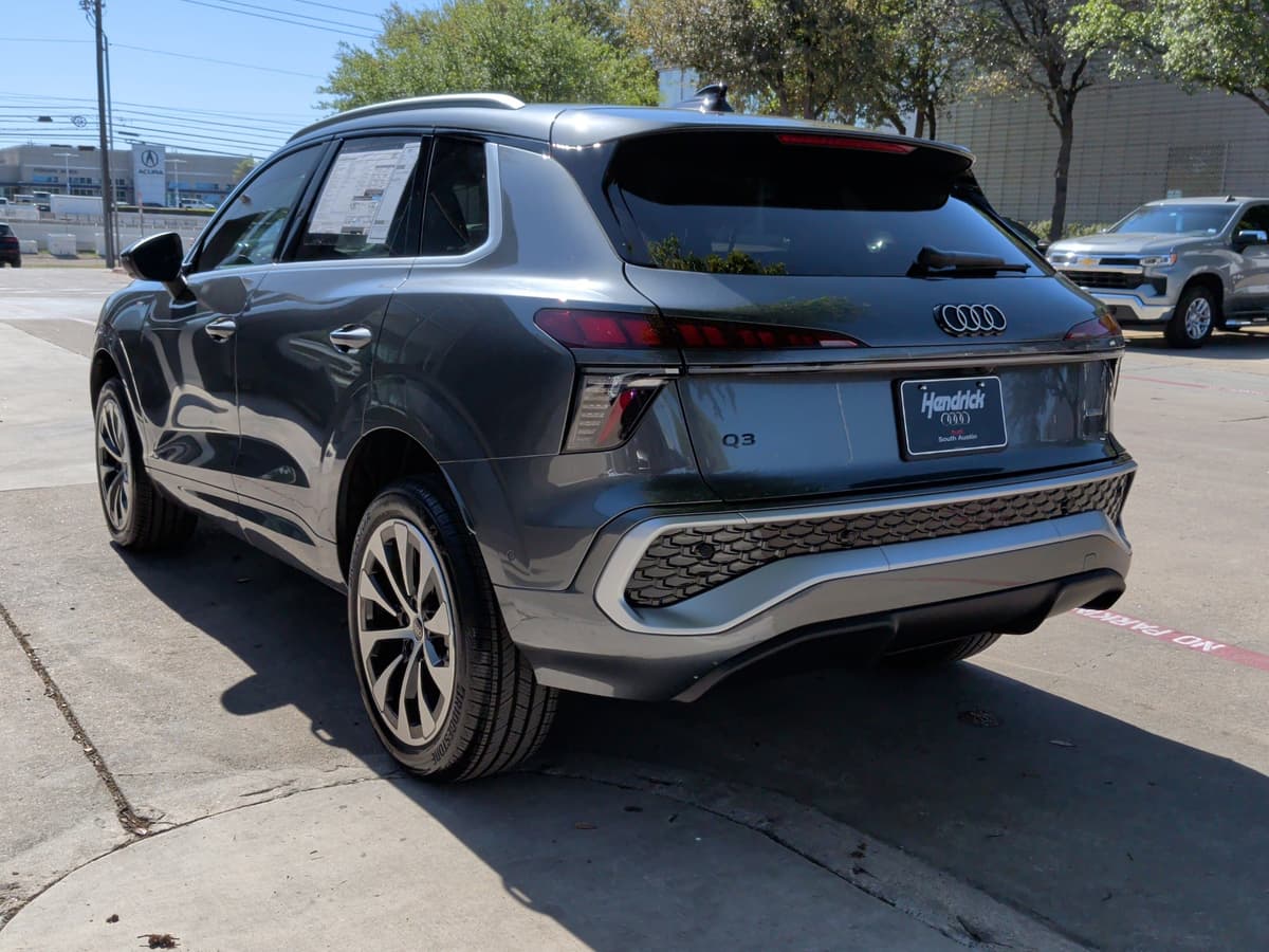 2026 Audi Q3 - Image 7
