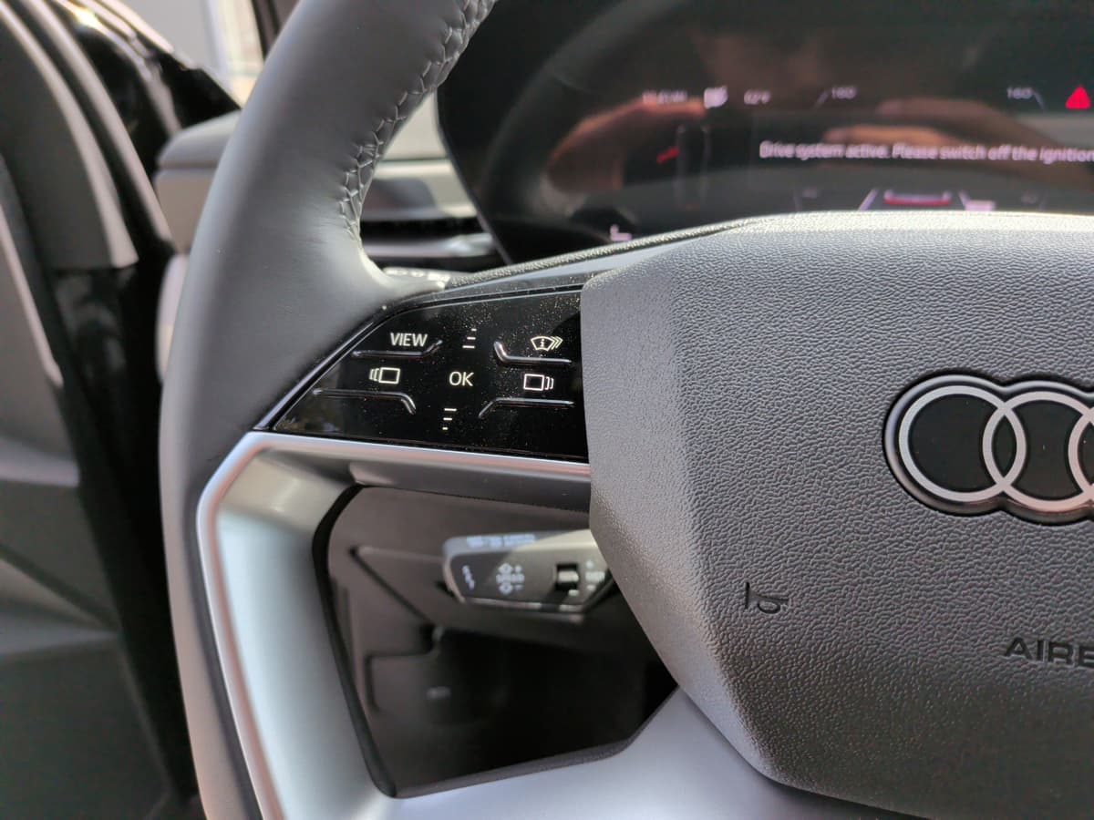 2025 Audi Q5 - Image 20