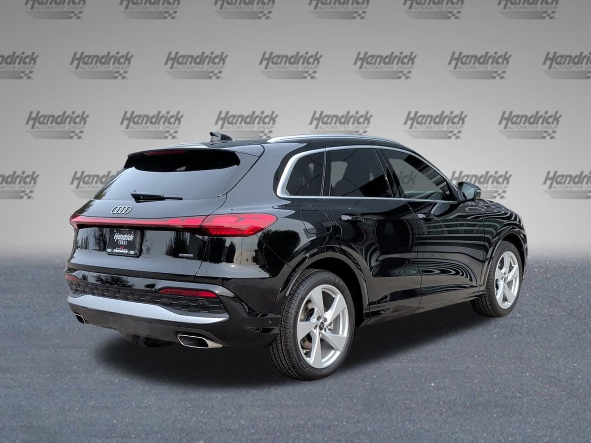 2025 Audi Q5 - Image 9