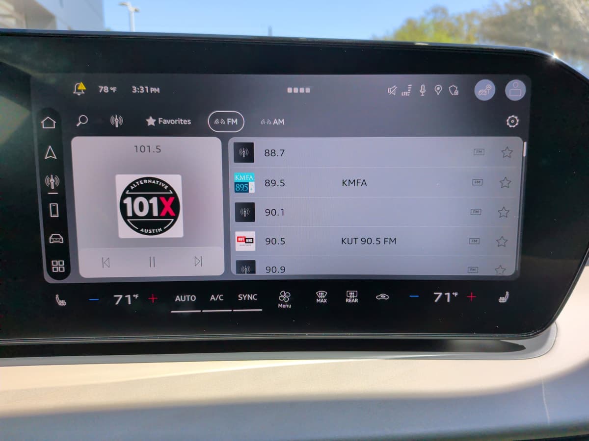 2026 Audi Q3 - Image 26