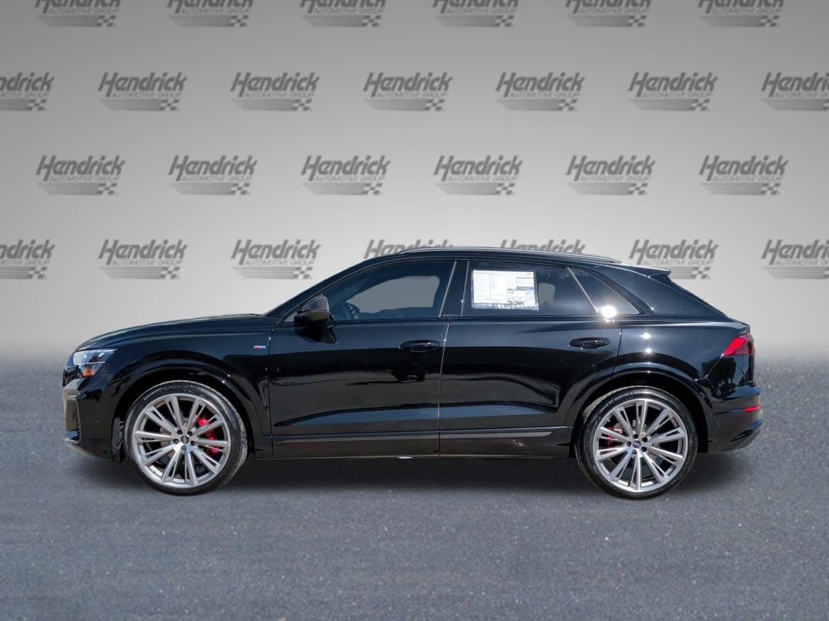 2026 Audi Q8 - Image 6