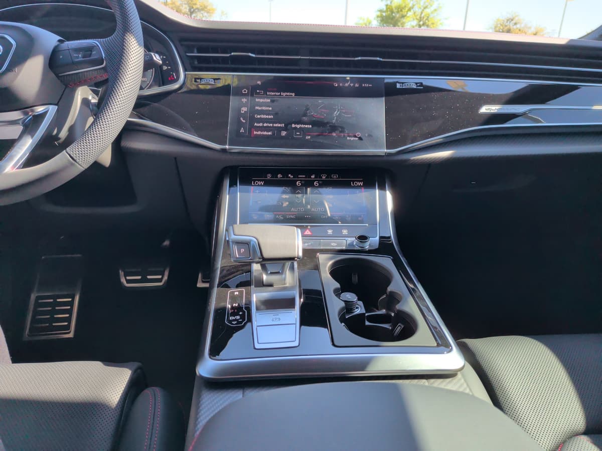 2026 Audi Q7 - Image 25