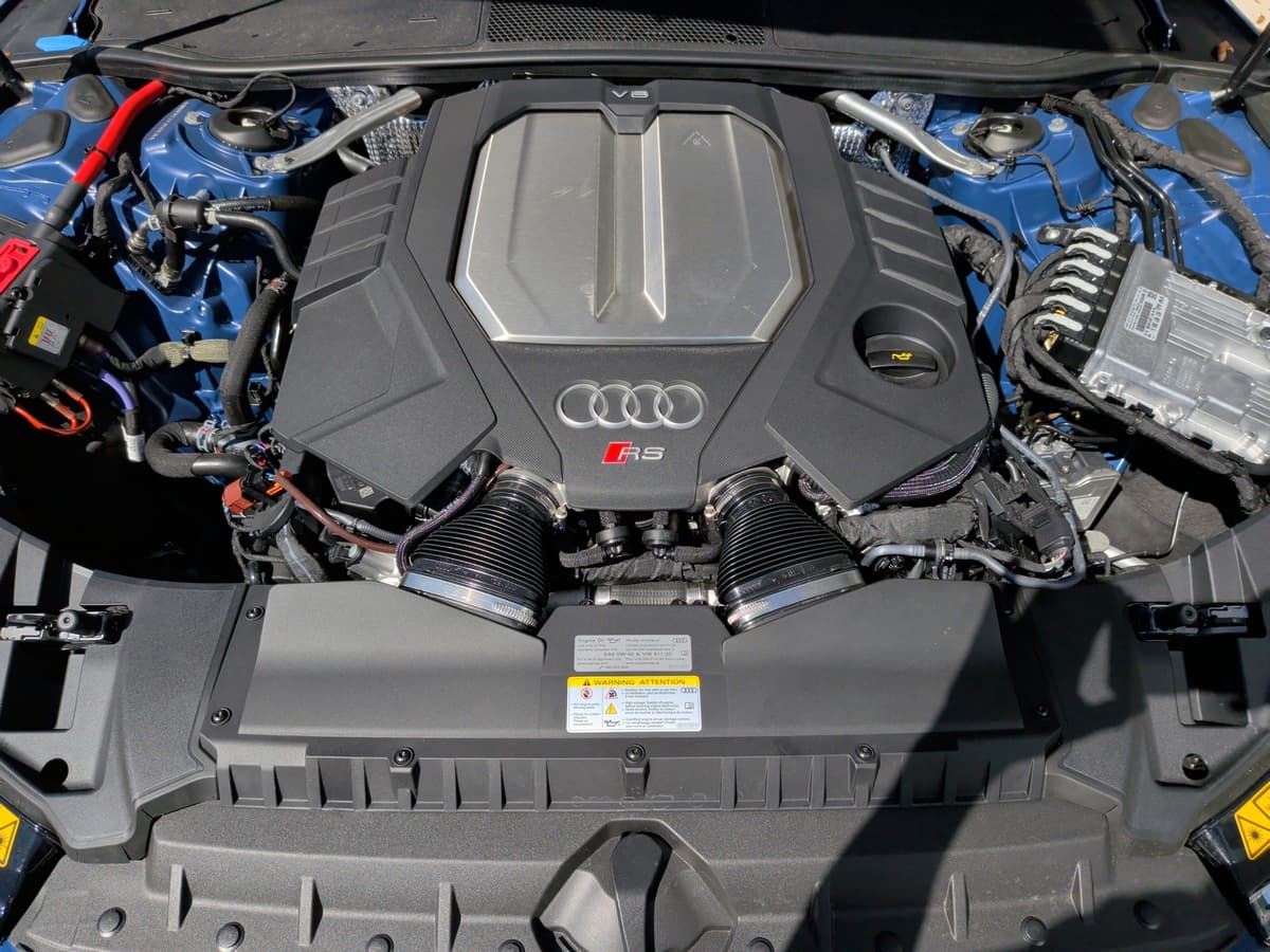 2025 Audi RS 7 - Image 35