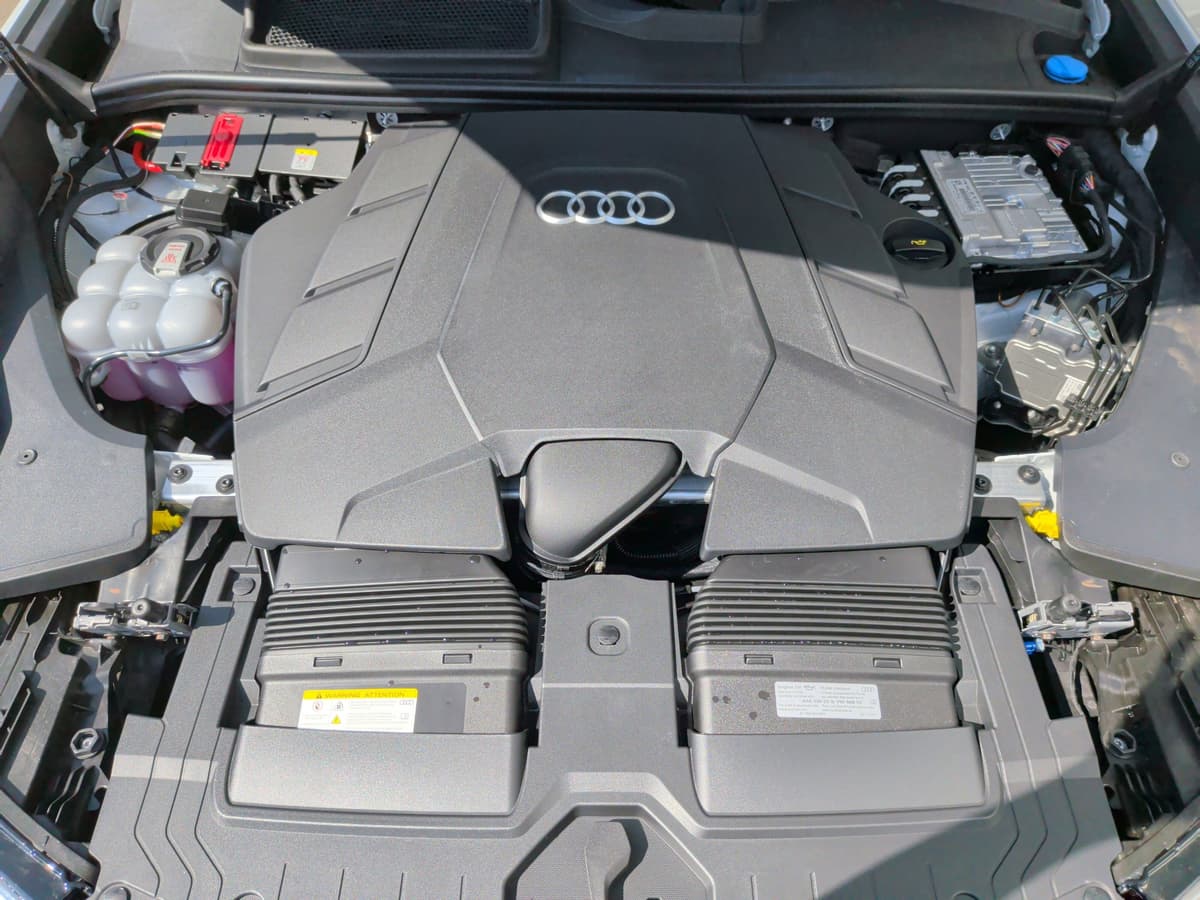 2026 Audi Q8 - Image 34