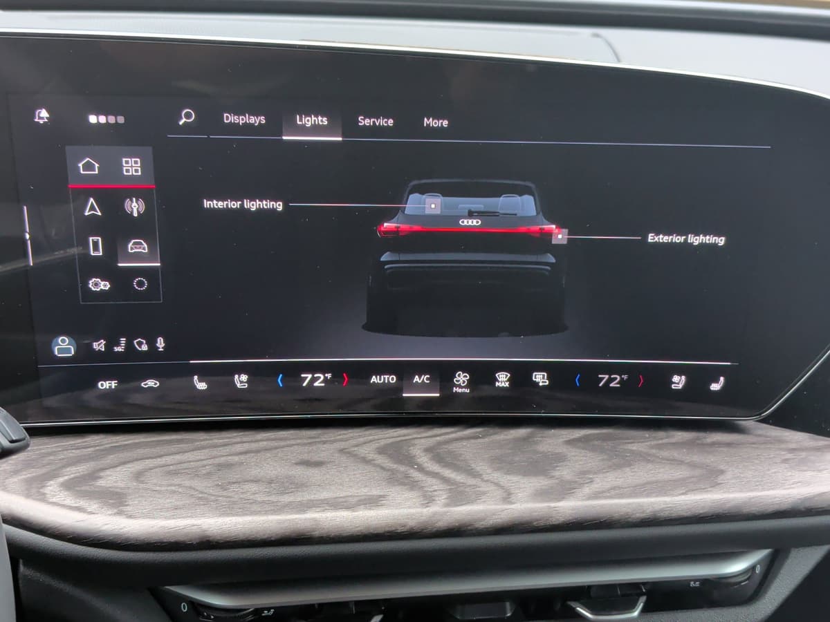 2025 Audi Q5 - Image 24