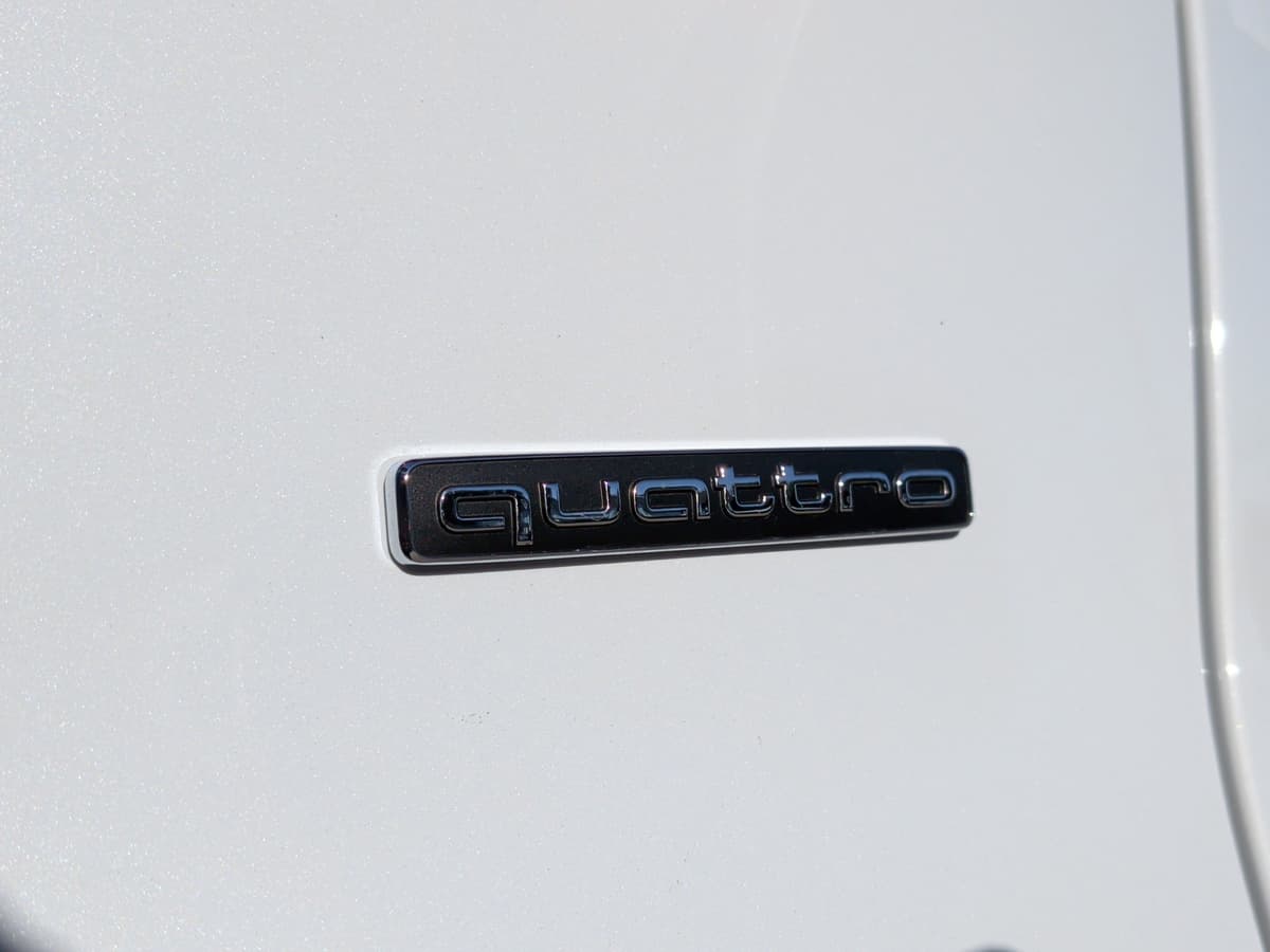 2025 Audi Q5 - Image 14