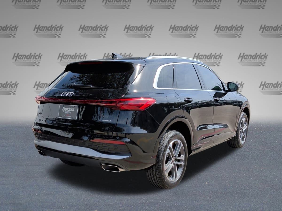 2025 Audi Q5 - Image 9