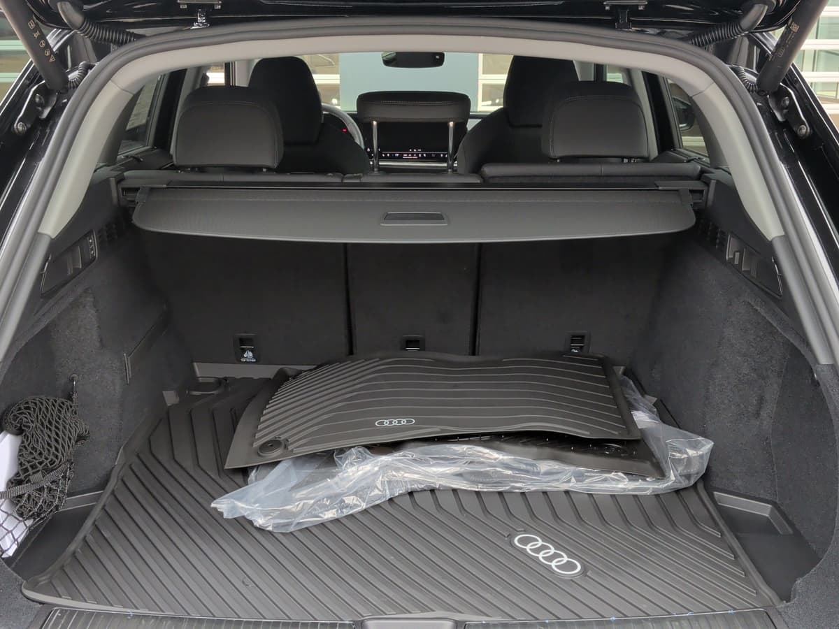 2025 Audi Q5 - Image 33