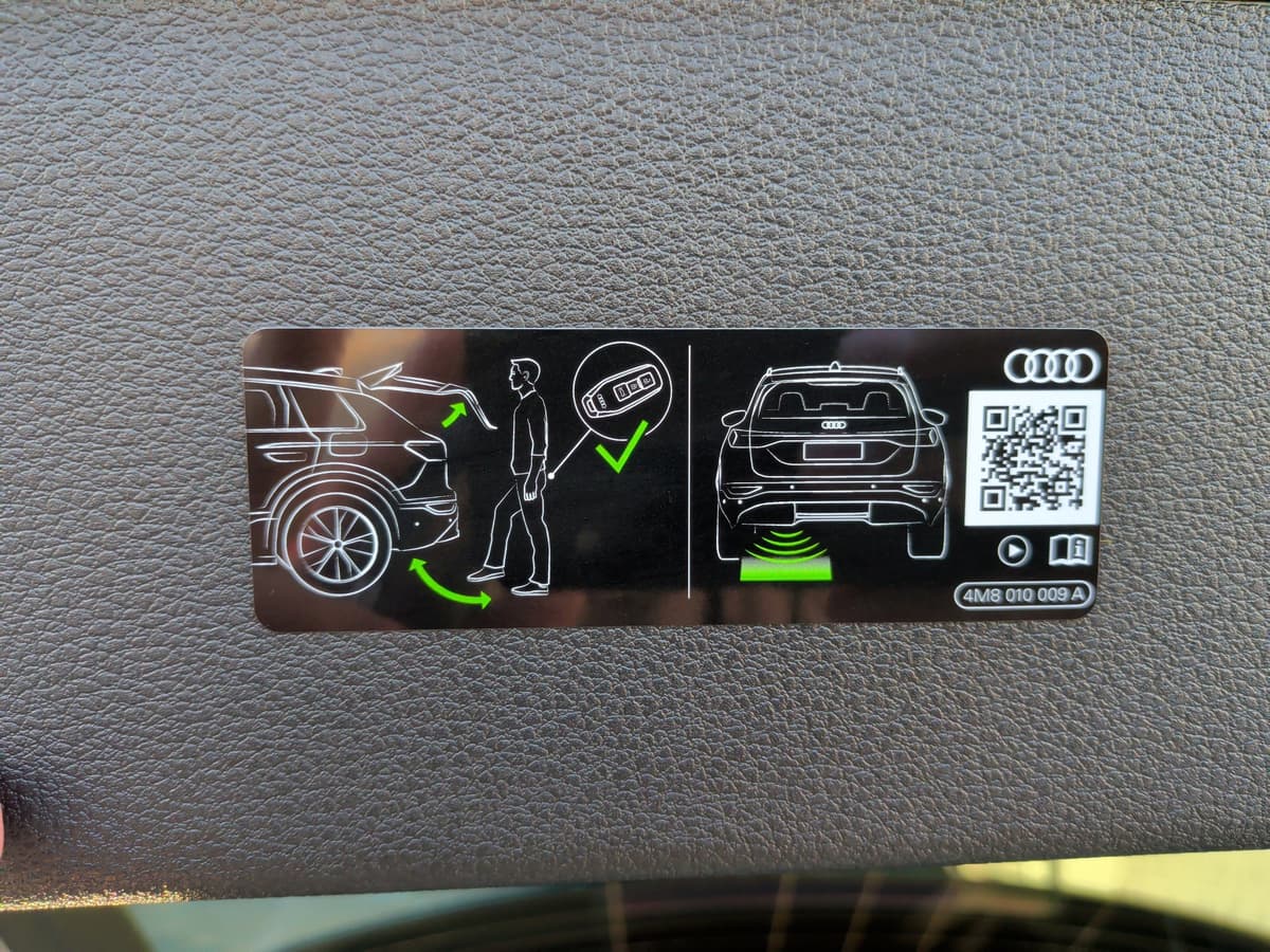 2026 Audi SQ8 - Image 41