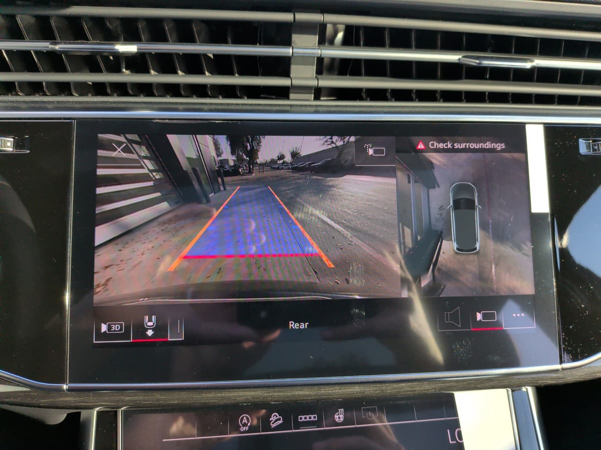 2026 Audi Q7 - Image 27