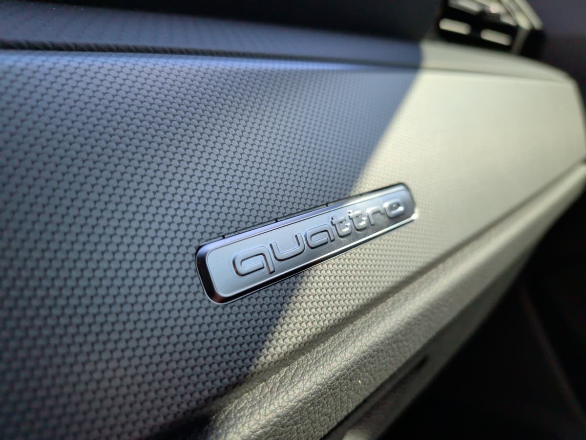 2025 Audi Q3 - Image 36