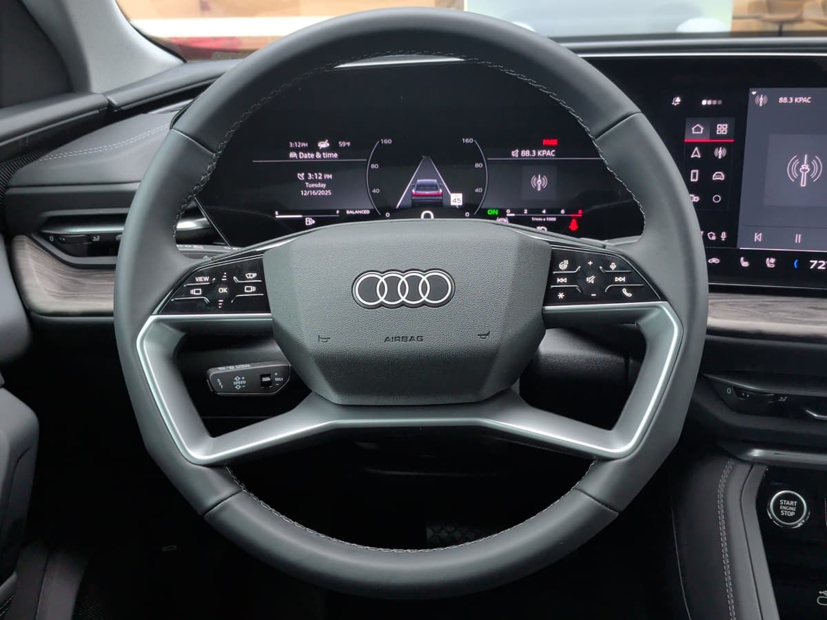 2025 Audi Q5 - Image 20