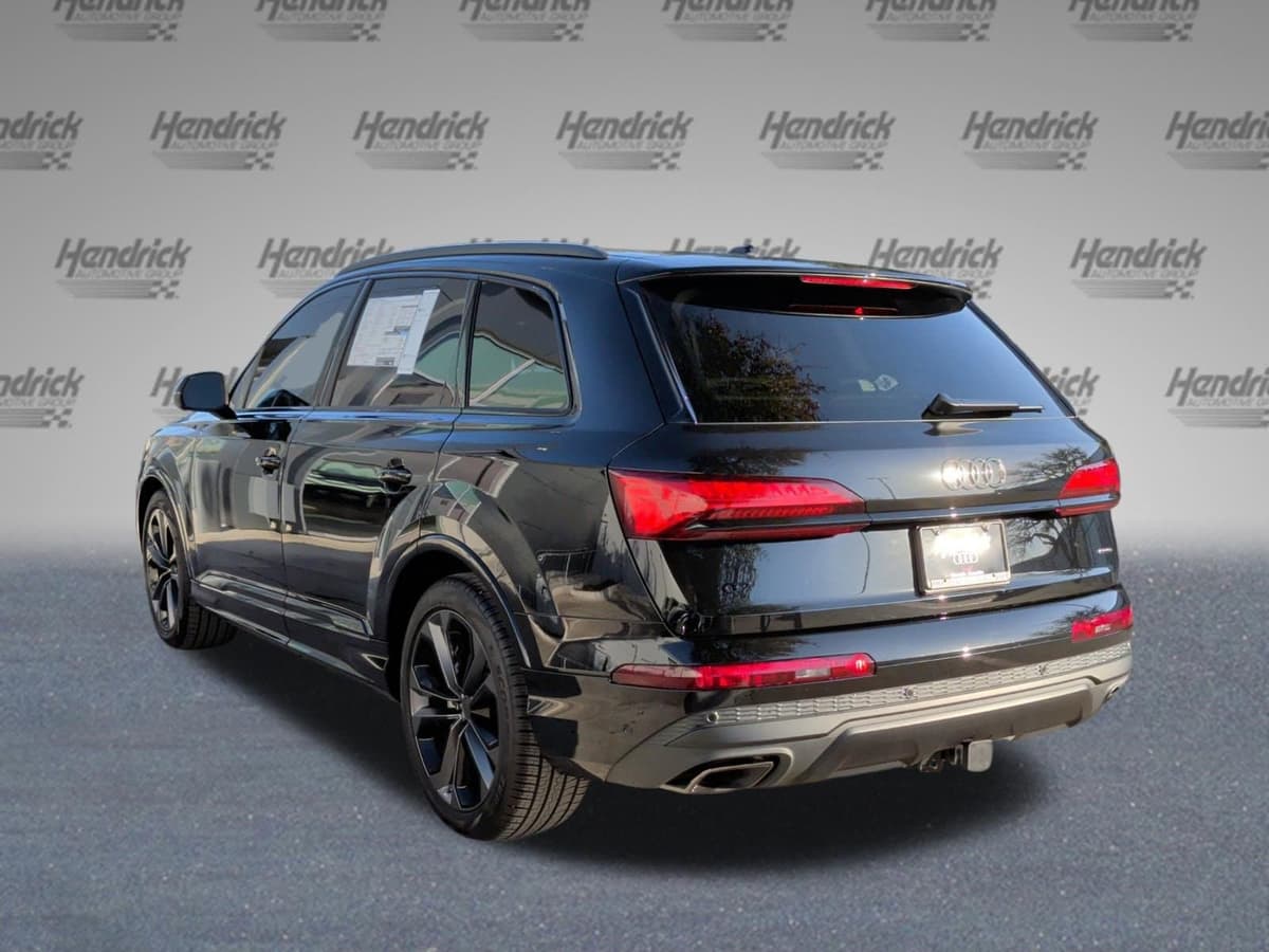 2026 Audi Q7 - Image 7