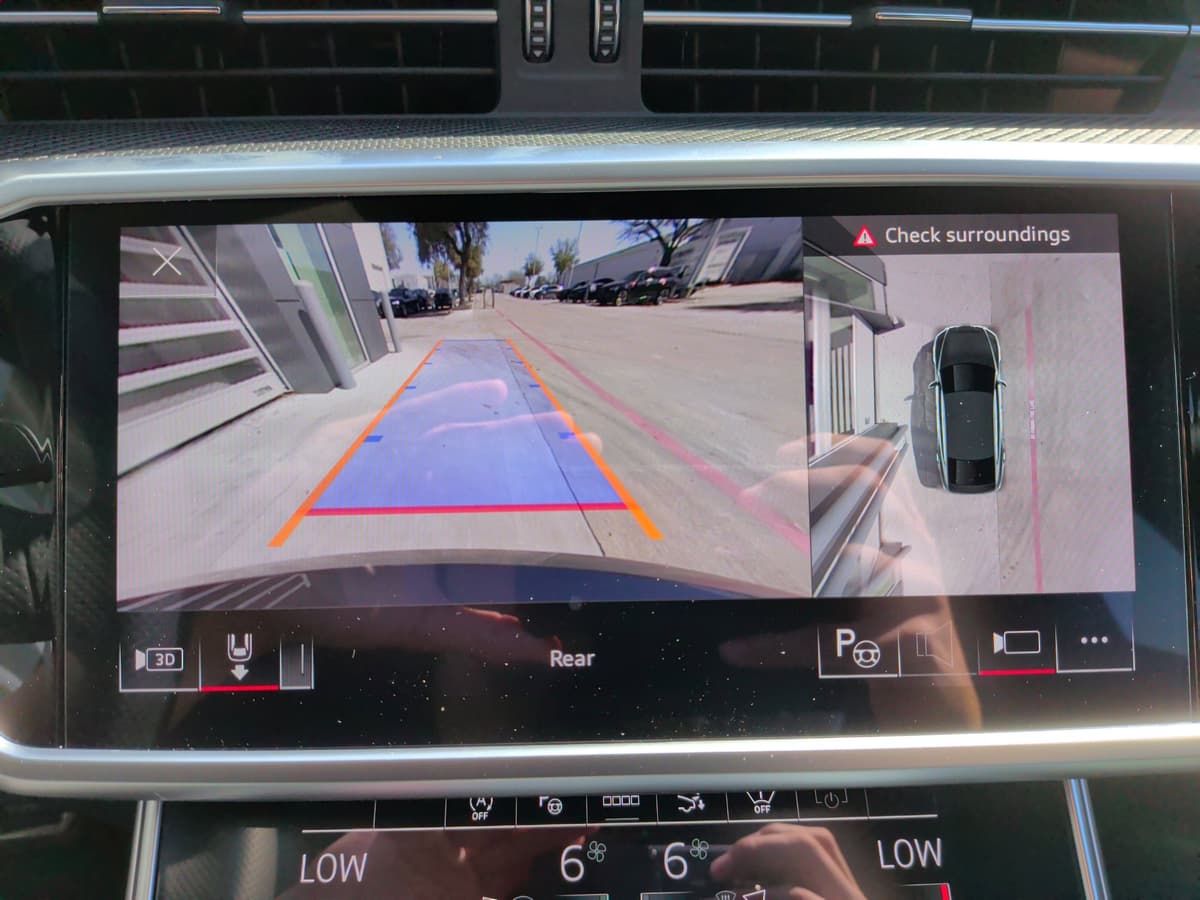 2025 Audi RS 7 - Image 28