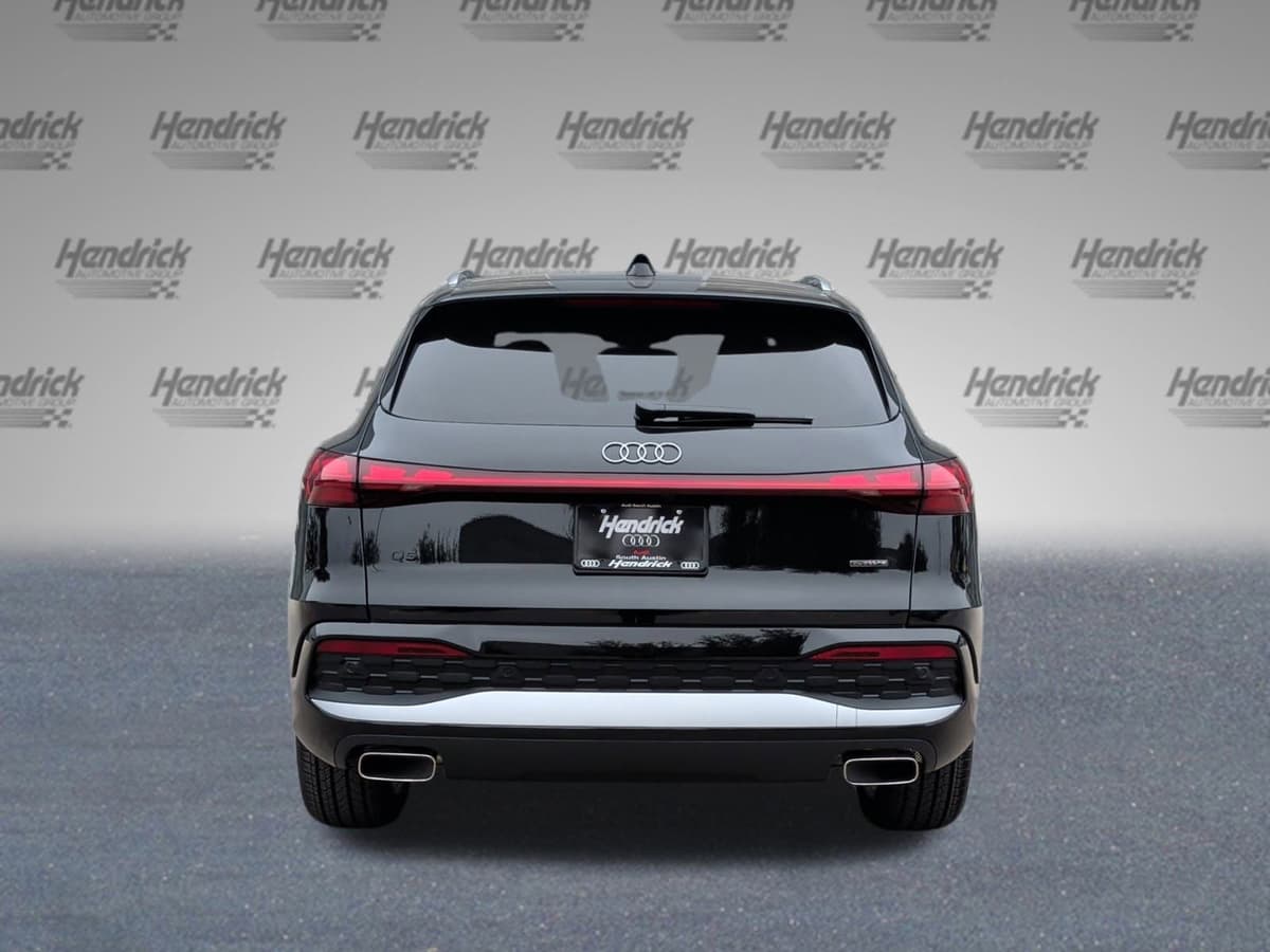 2025 Audi Q5 - Image 8