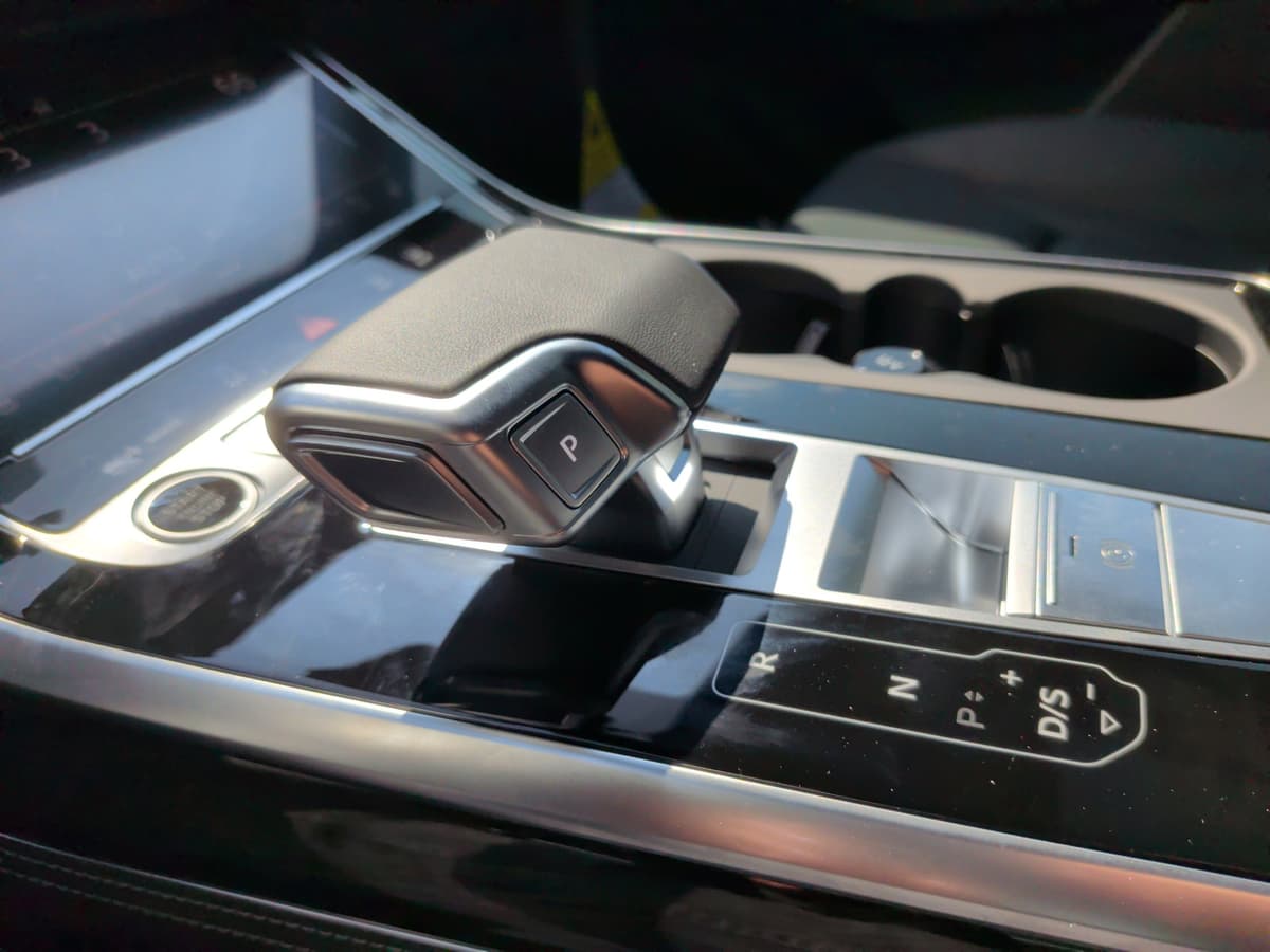 2026 Audi Q8 - Image 28