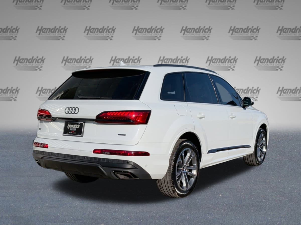 2026 Audi Q7 - Image 9