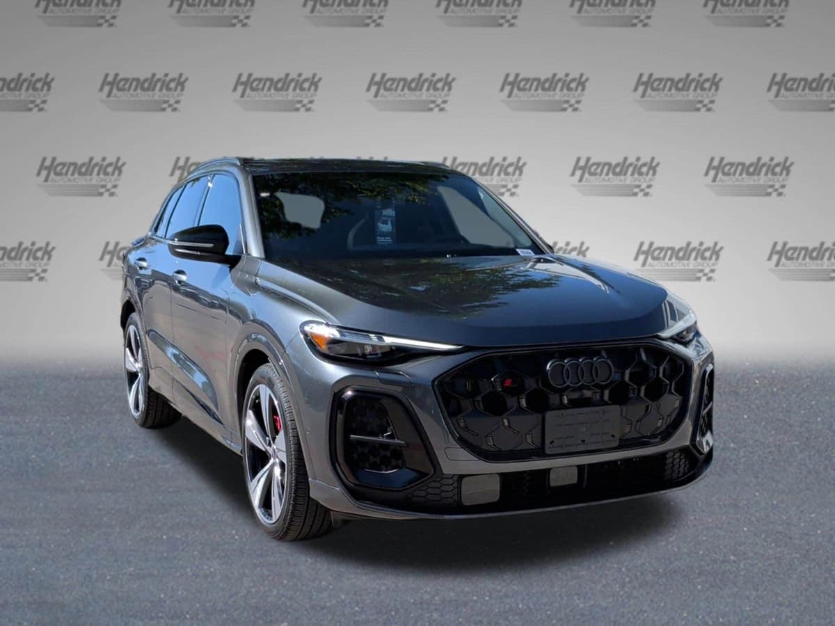 2025 Audi SQ5 - Image 2