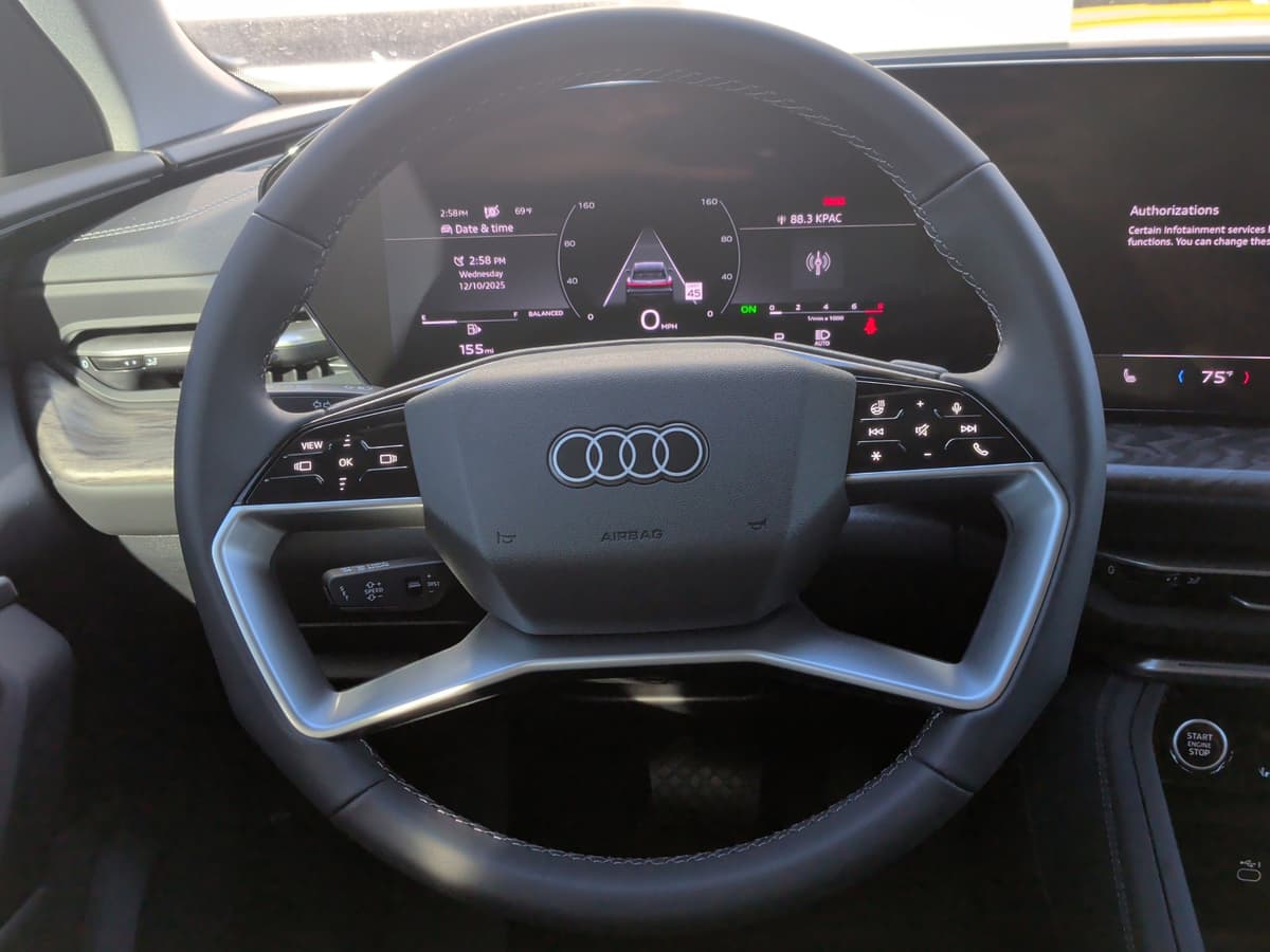 2025 Audi Q5 - Image 20