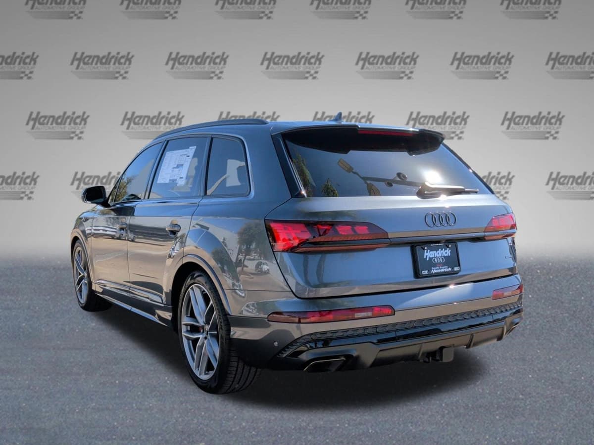 2026 Audi Q7 - Image 7