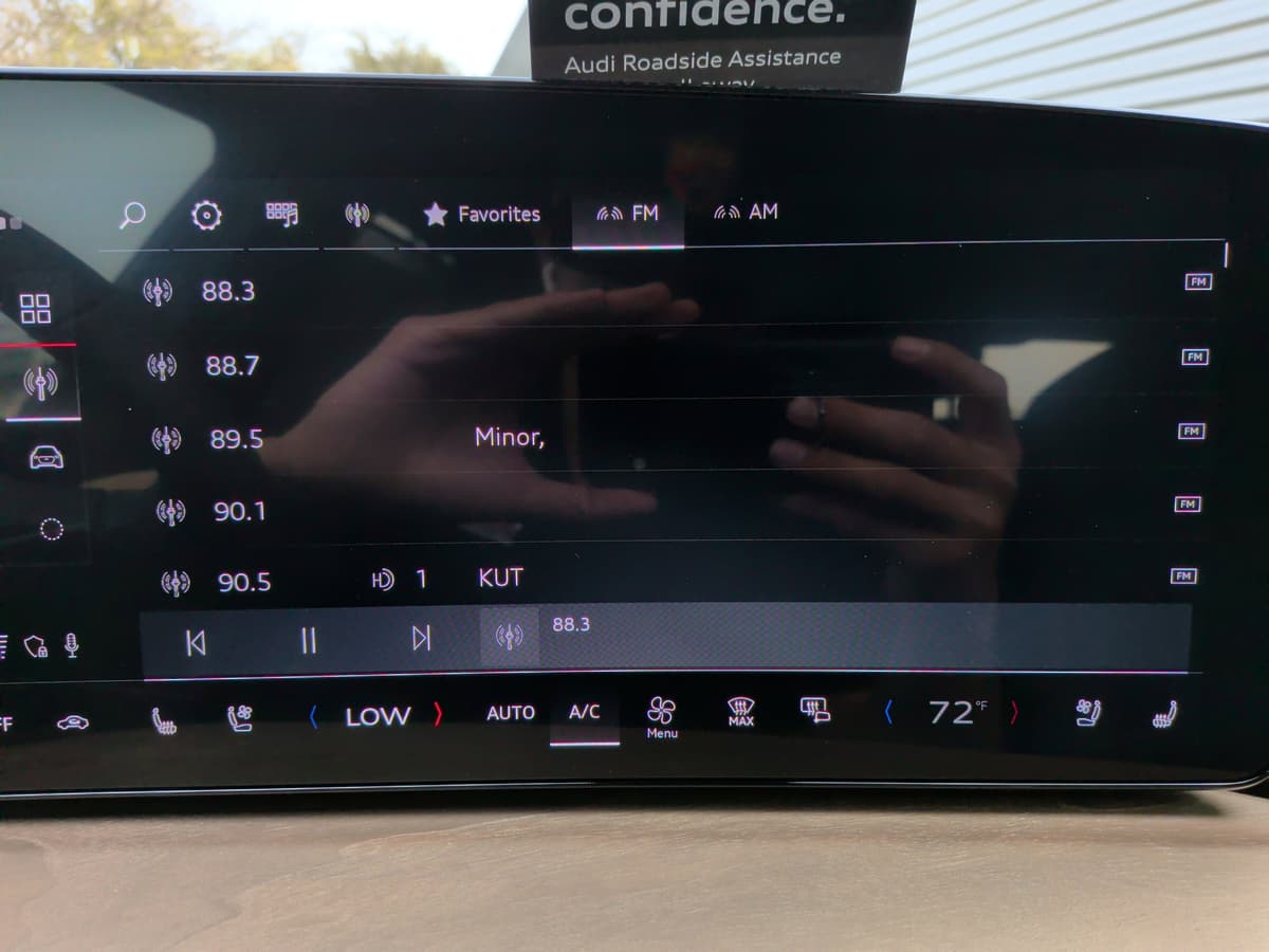 2025 Audi Q5 - Image 26