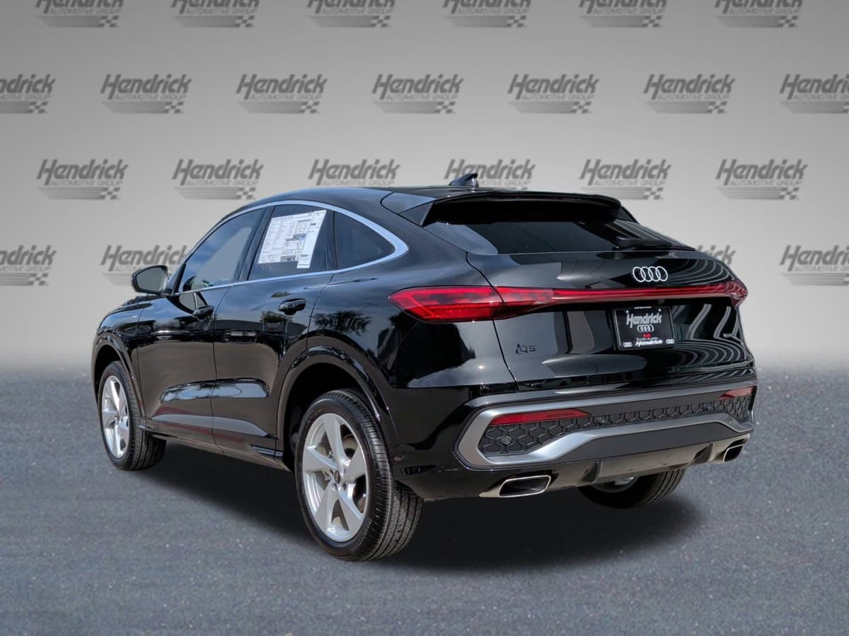 2025 Audi Q5 Sportback - Image 7