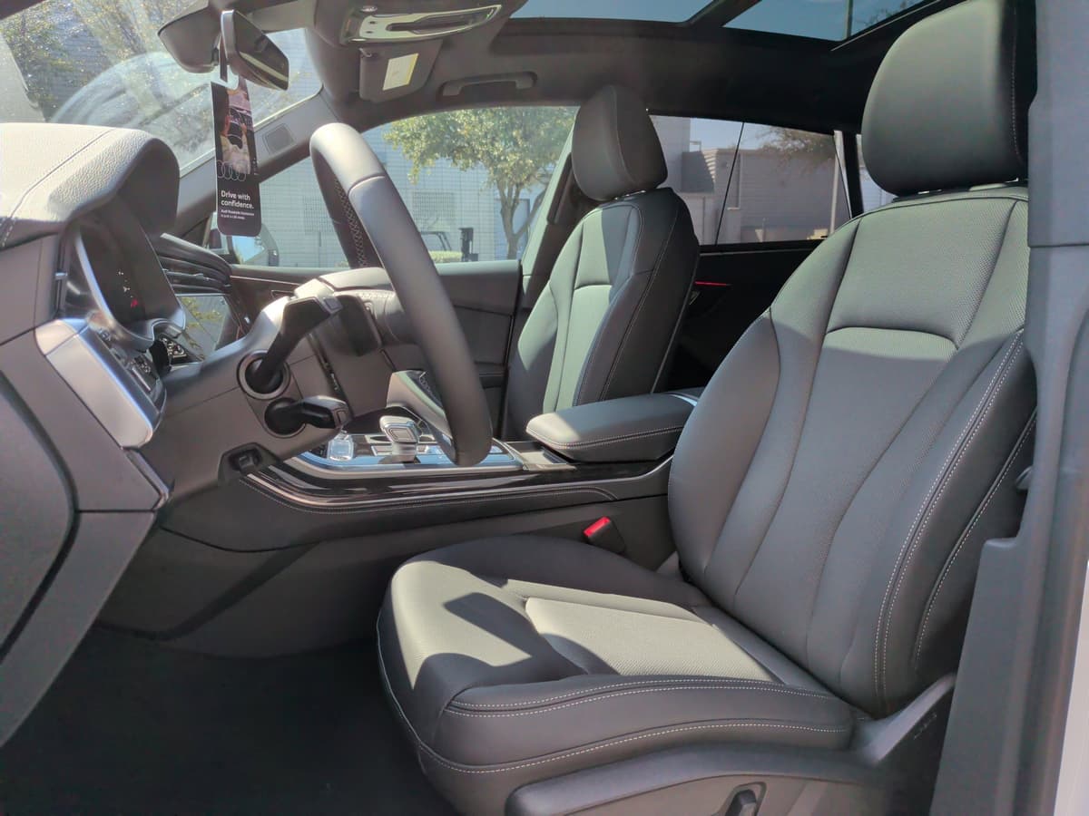 2026 Audi Q8 - Image 15