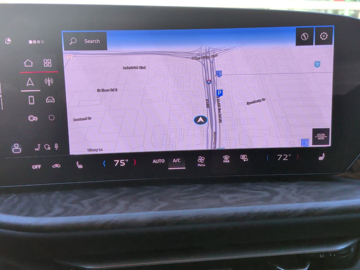 2025 Audi Q5 - Image 23