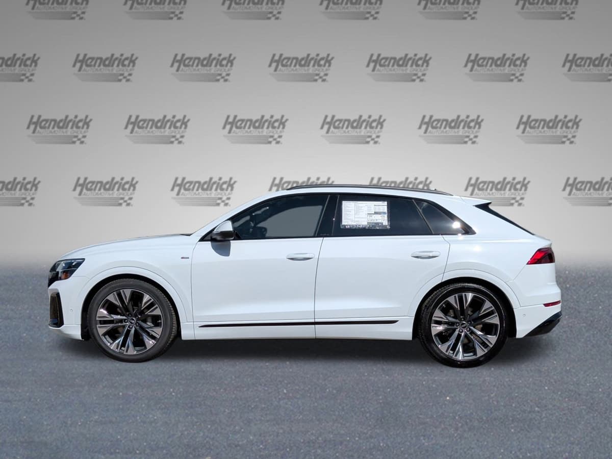 2026 Audi Q8 - Image 6